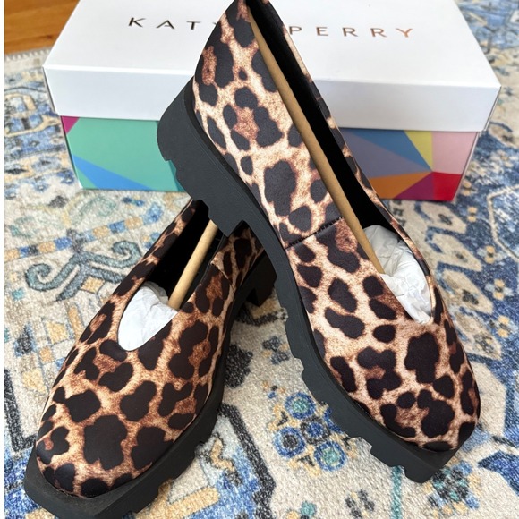 NIB Katy Perry Daarling Slip On Coffee Multi Leopard Loafer Women's Size 5 - Picture 2 of 9